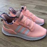 Женские кроссовки Adidas U-Path Run 