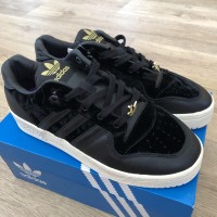 Мужские кроссовки Adidas Rivalry Low
